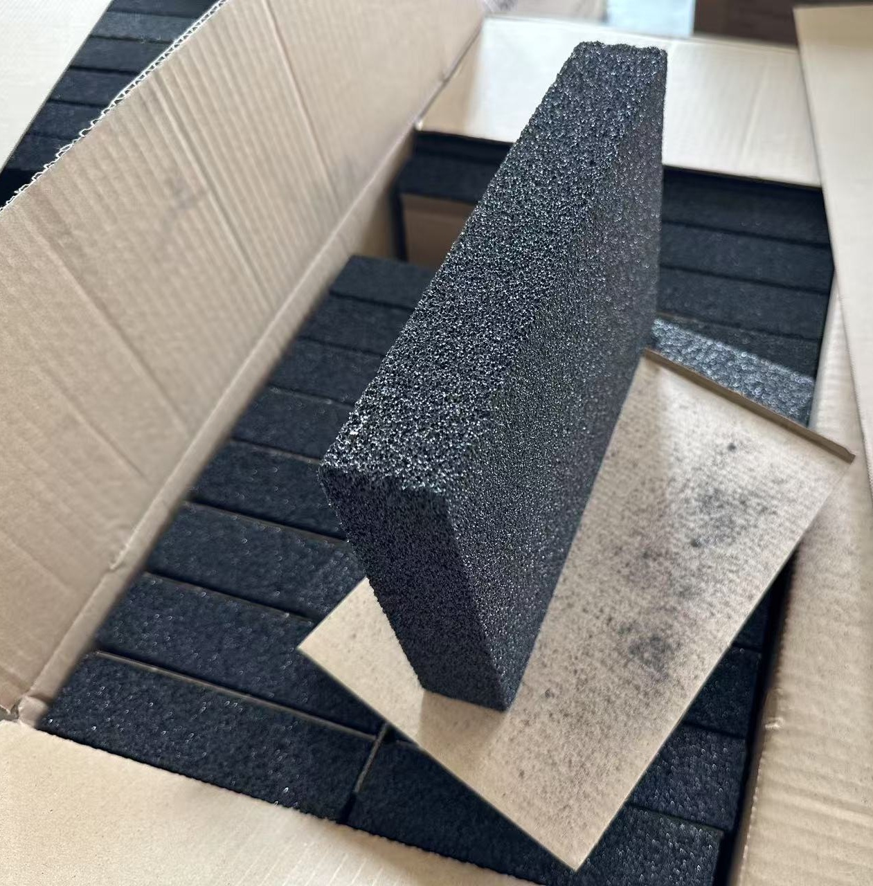 硼硅酸鹽泡沫玻璃磚